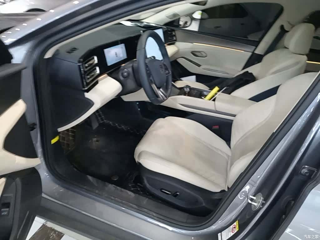 BYD Qin, 2024 16