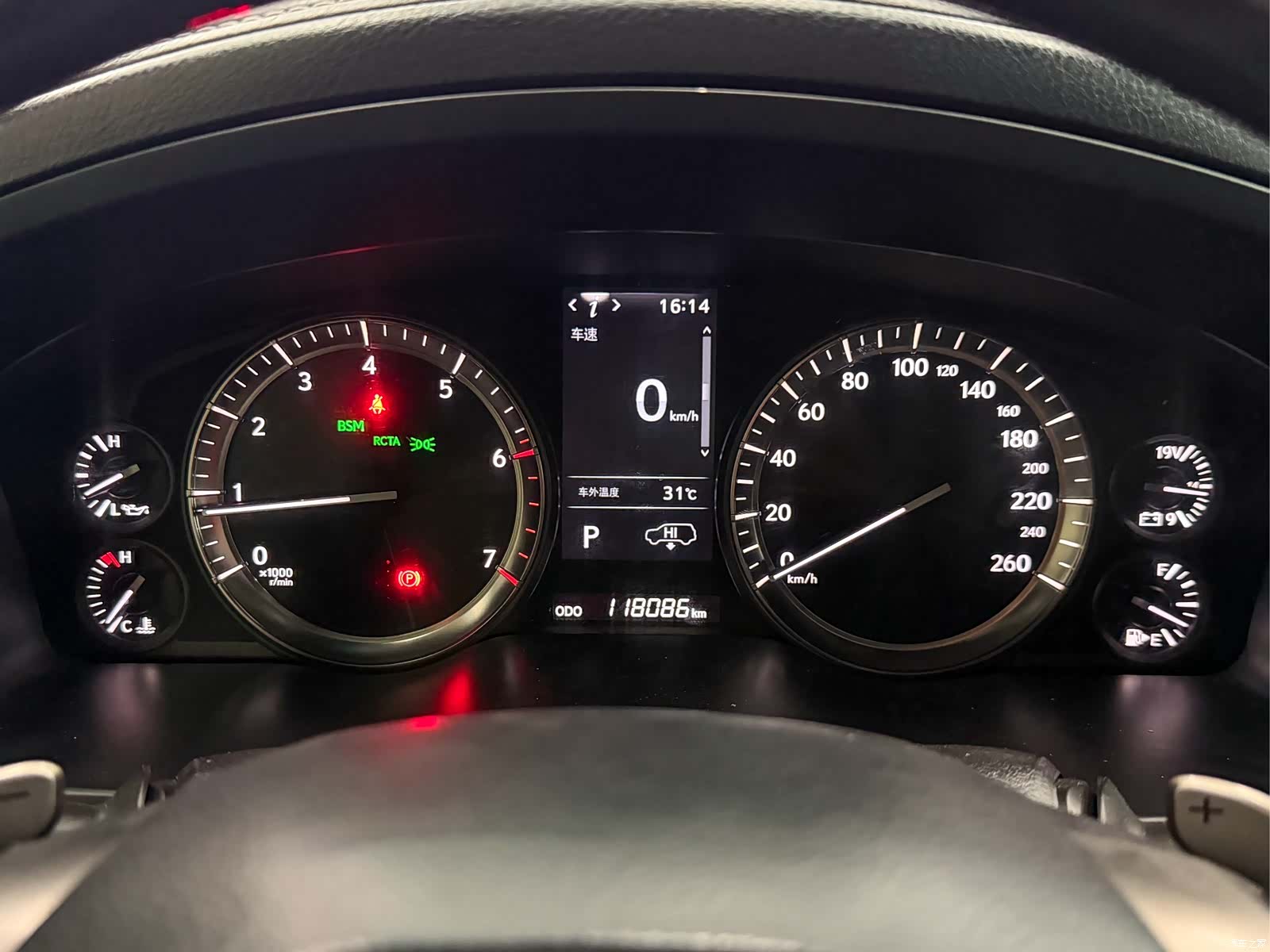 Lexus LX, 2019 12