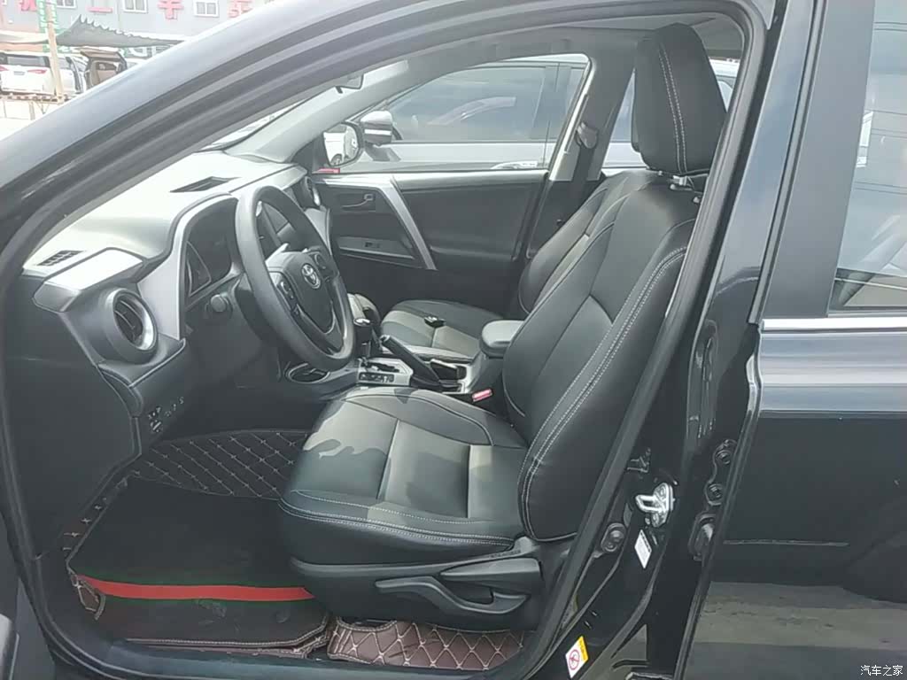 Toyota RAV4, 2018 15