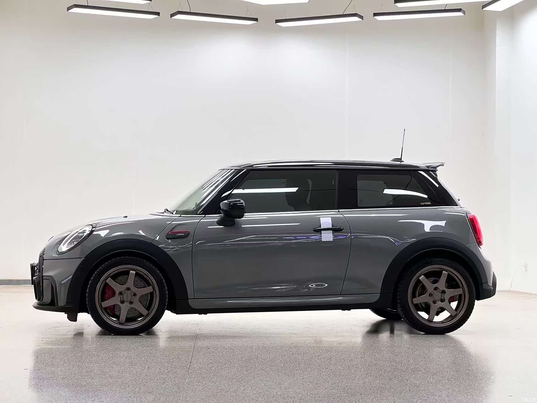 Mini Cooper, 2021 3