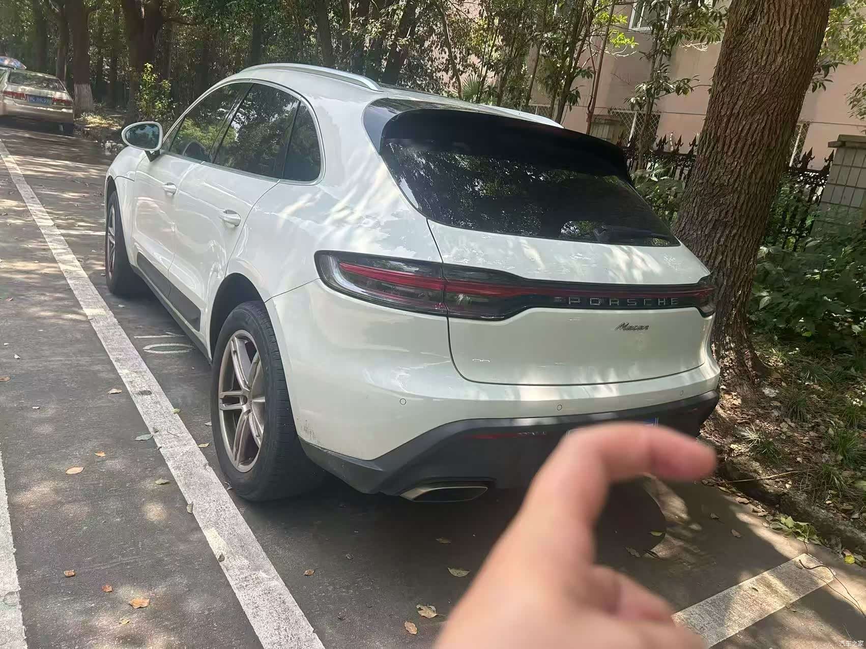 Porsche Macan, 2022 3