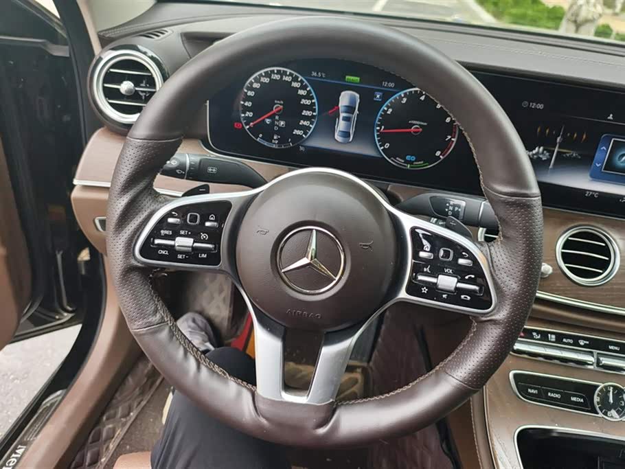Mercedes-Benz E-class Mercedes-Benz E-class