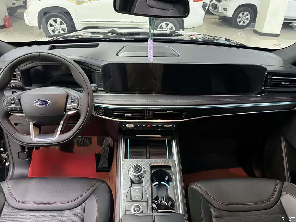 Ford Explorer, 2023 15