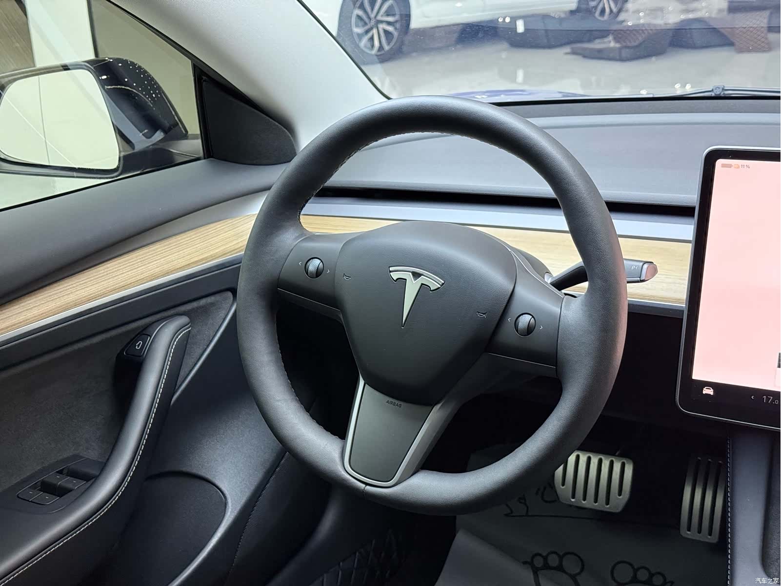 Tesla Model 3, 2023 7