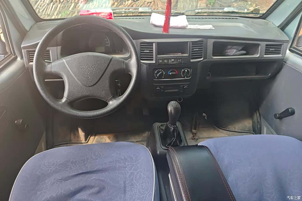Wuling LSI, 2017 12
