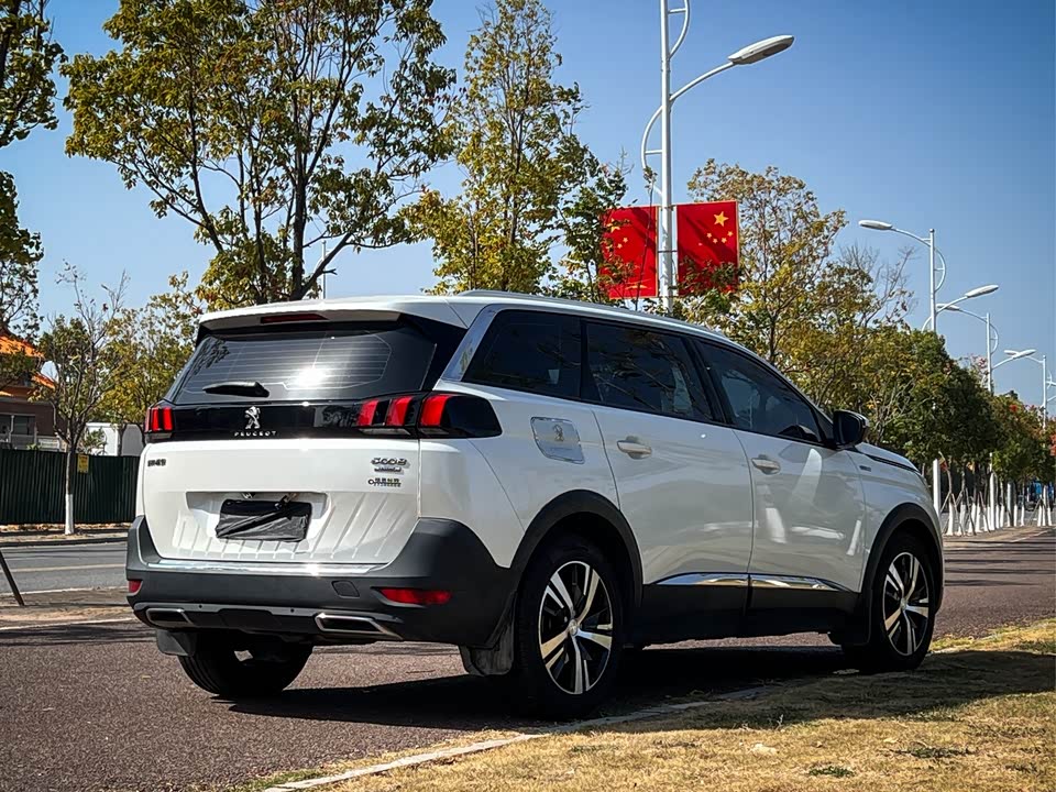 Peugeot 5008