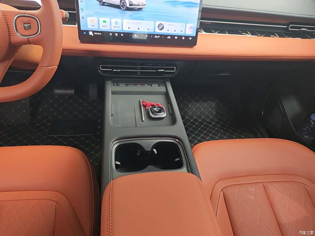 Wuling Starlight, 2025 10