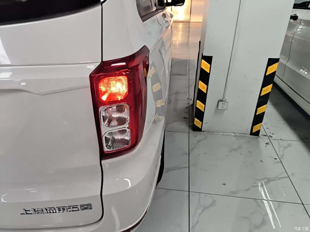 Wuling Hongguang, 2019 8