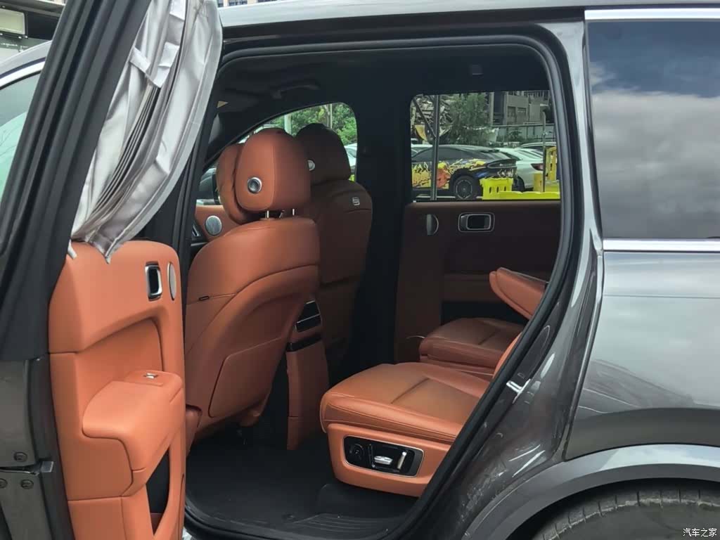 Li Auto L9, 2022 все фото
