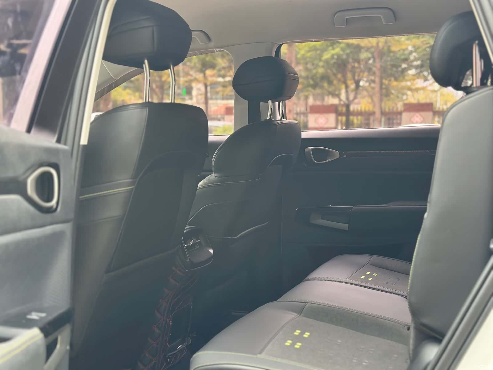 Wuling RM-5, 2019 8