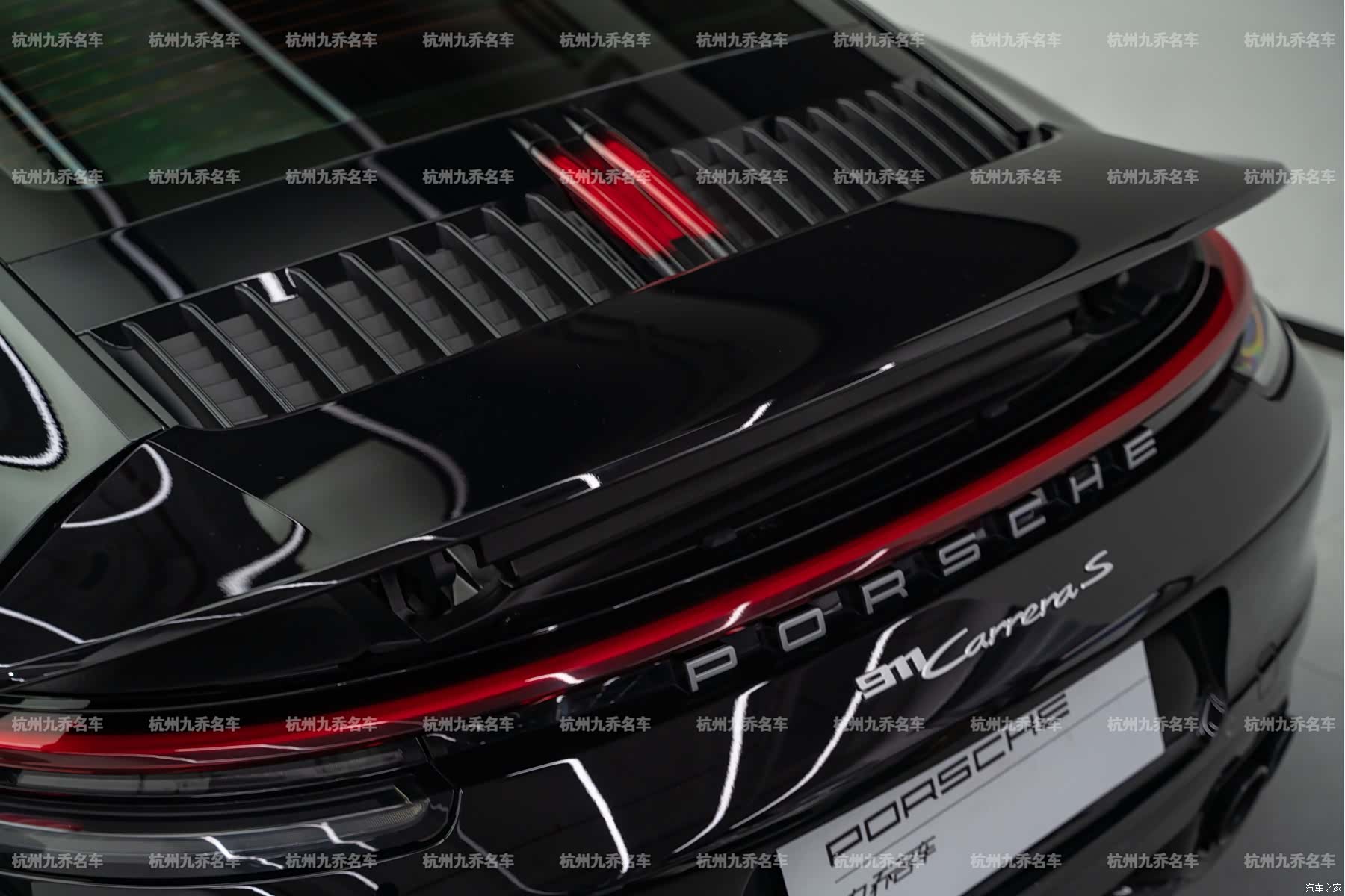 Porsche 911, 2023 8