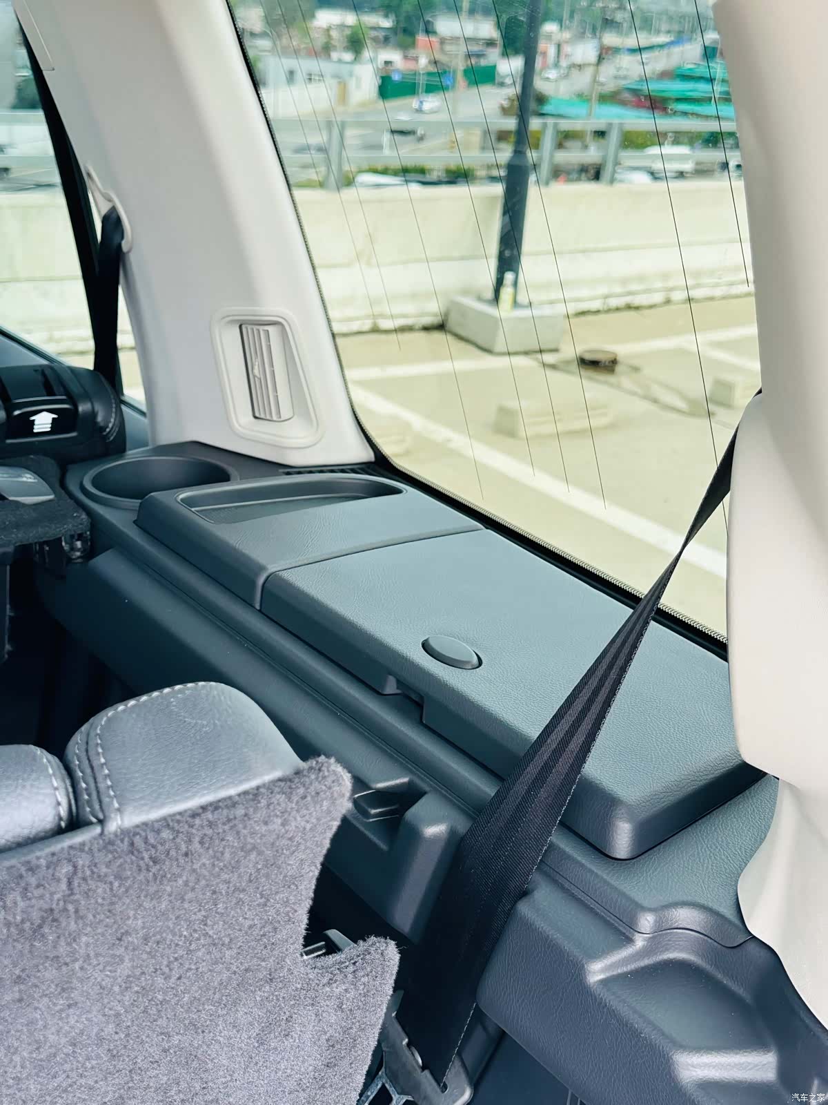 Land Rover Discovery, 2016 37