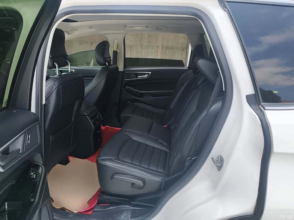 Ford Edge, 2015 13