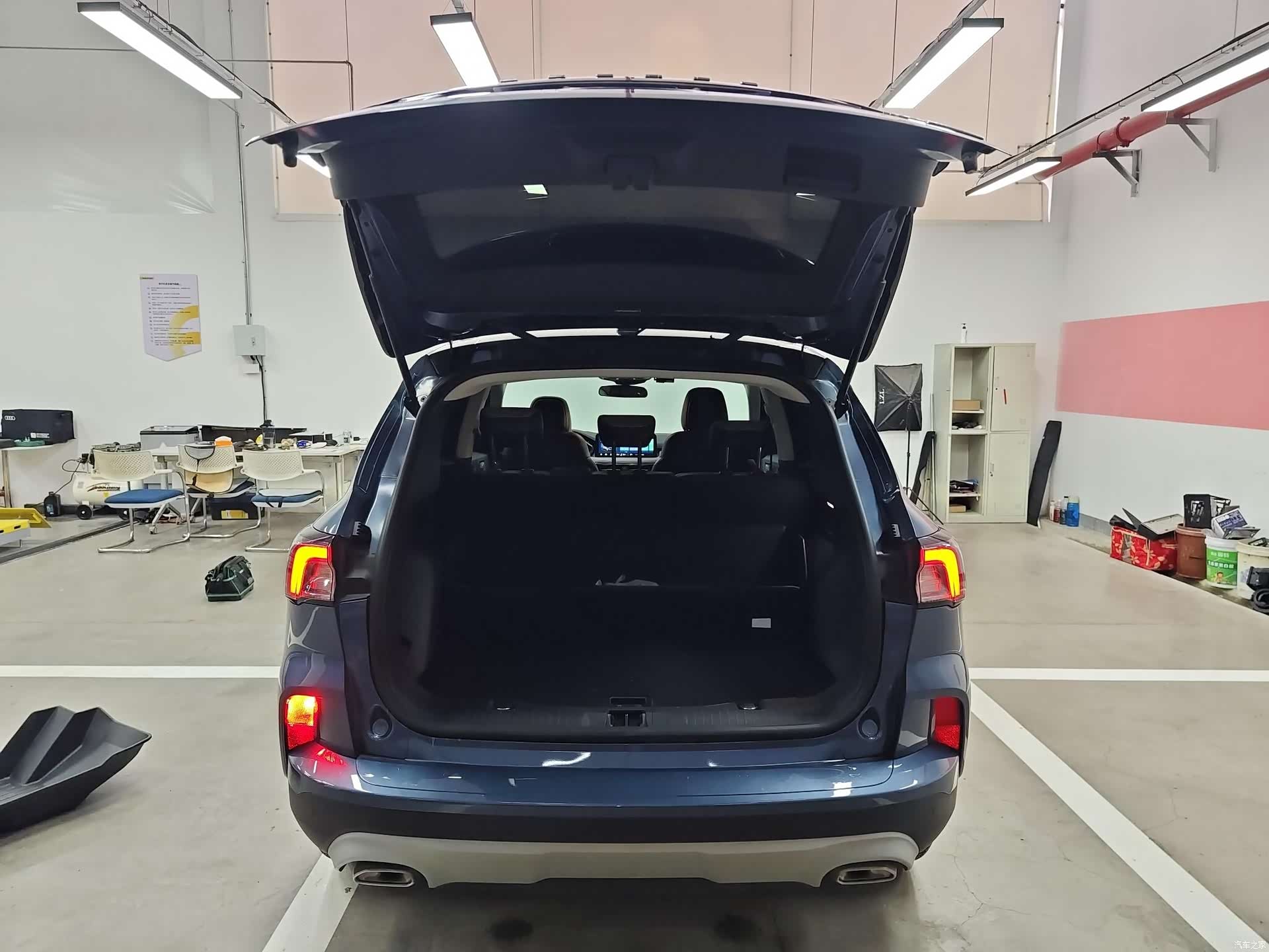 Ford Escape, 2023 20
