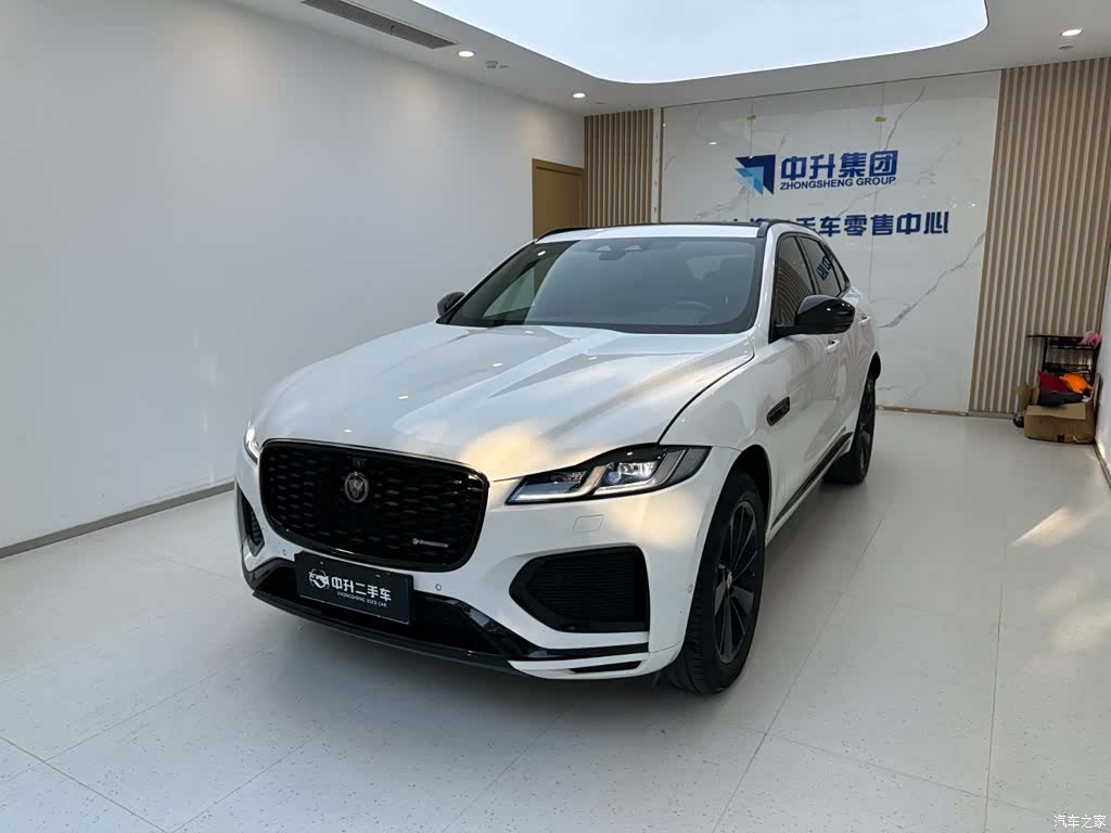 Jaguar F-PACE