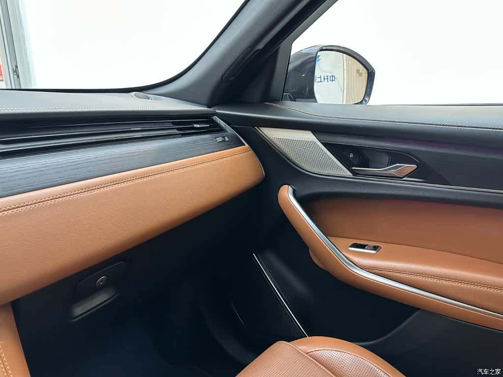 Jaguar F-PACE, 2023 15