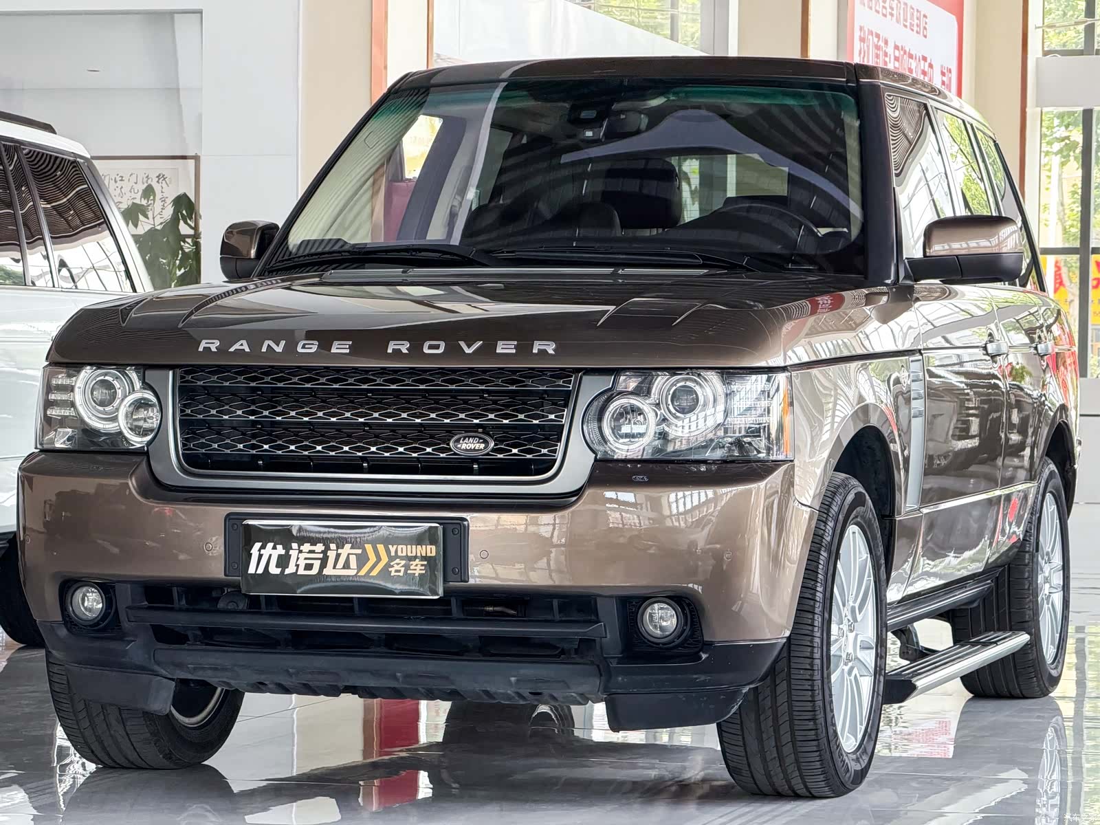 Land Rover Range Rover, 2011 1