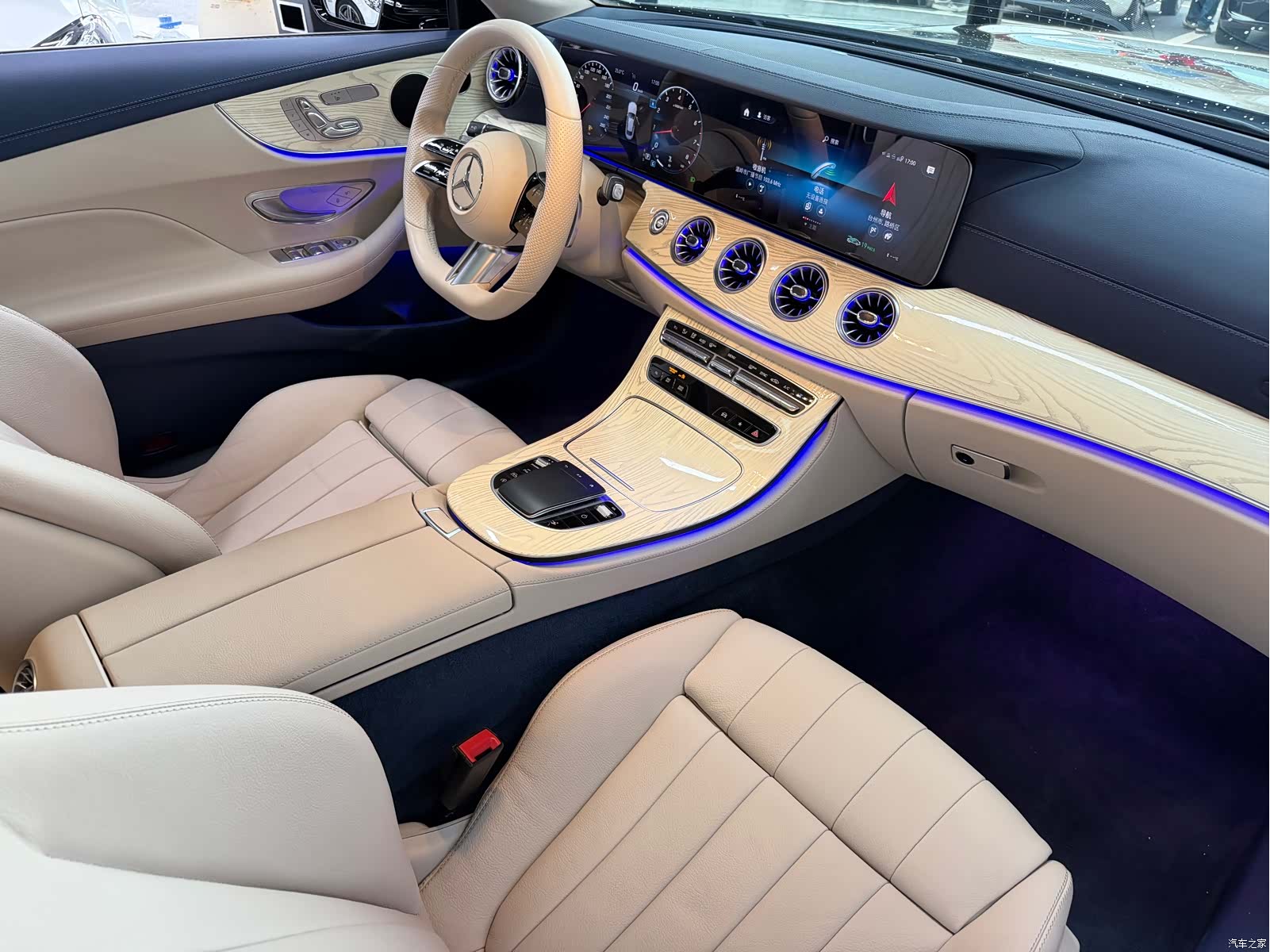 Mercedes-Benz E-Class, 2021 14