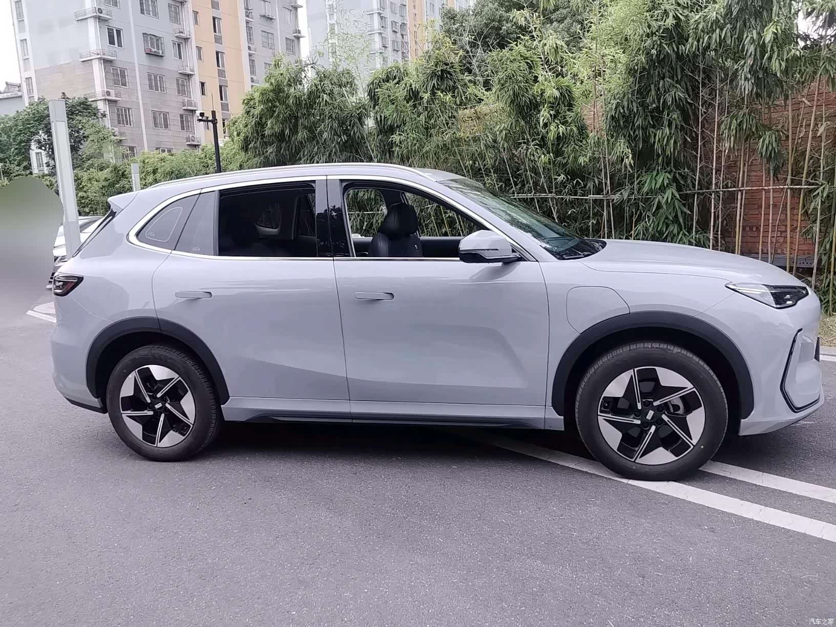 Geely Galaxy E5, 2025 все фото