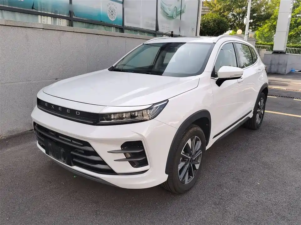 Exeed Chasing the wind