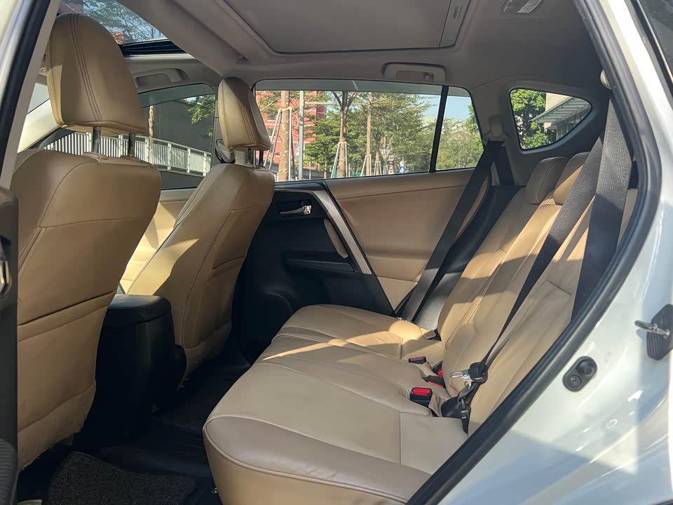 Toyota RAV4 Rongfang