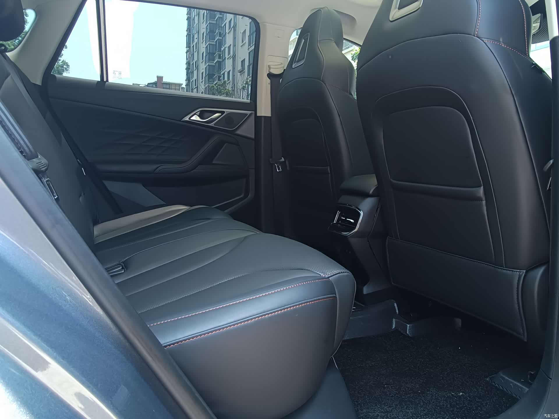 Roewe RX5, 2022 12