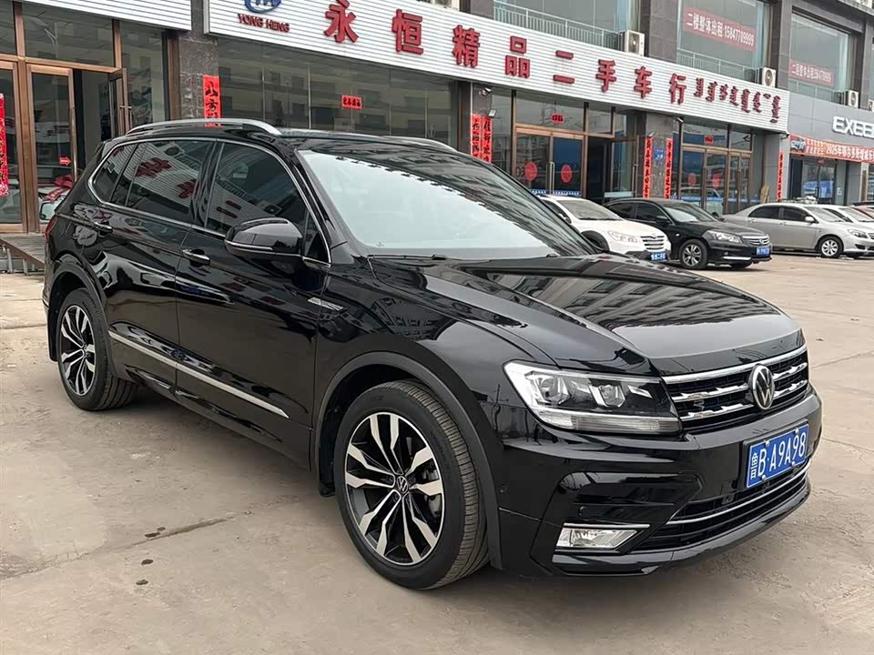 Volkswagen Tiguan L
