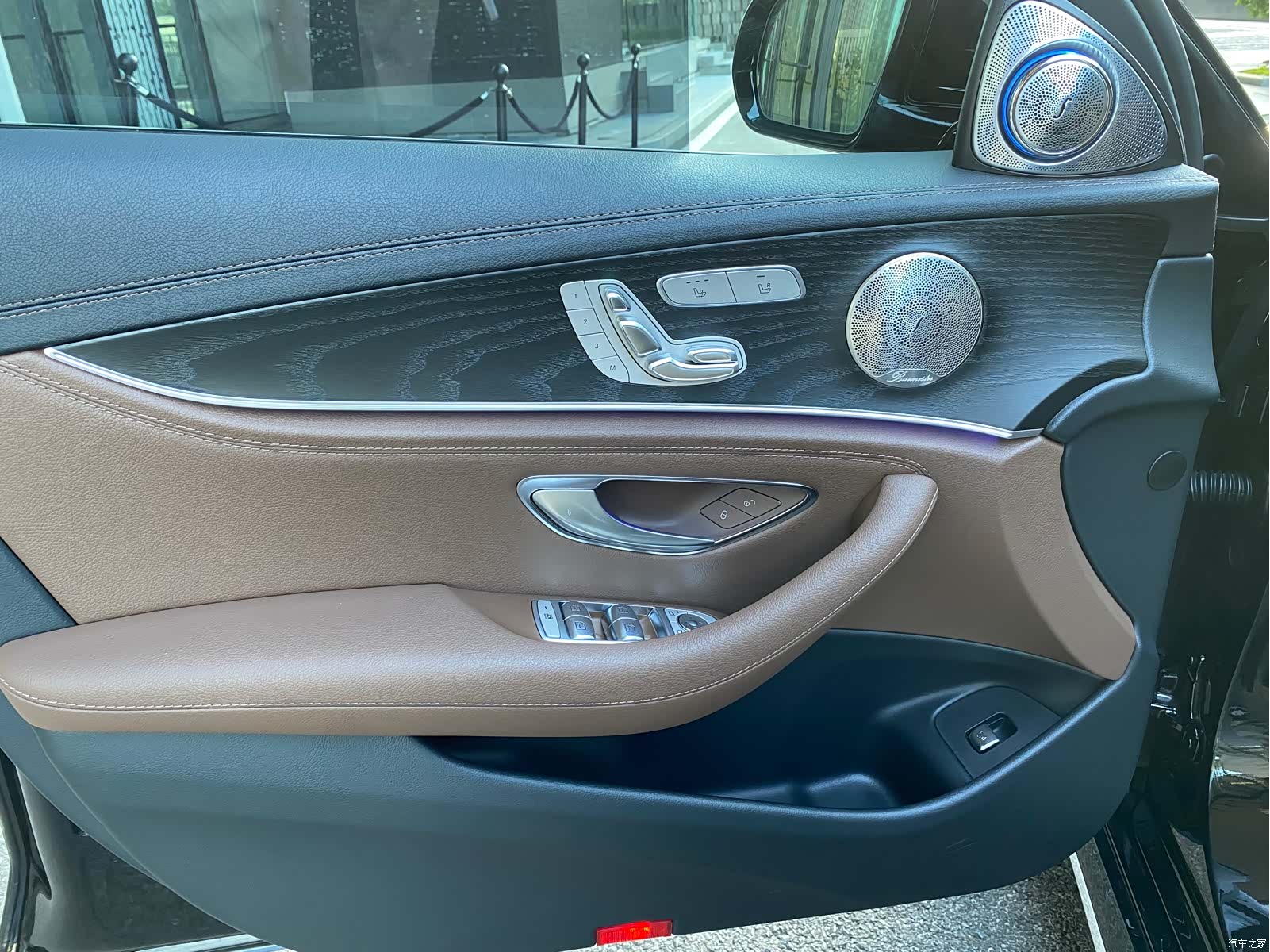 Mercedes-Benz E-Class, 2023 8