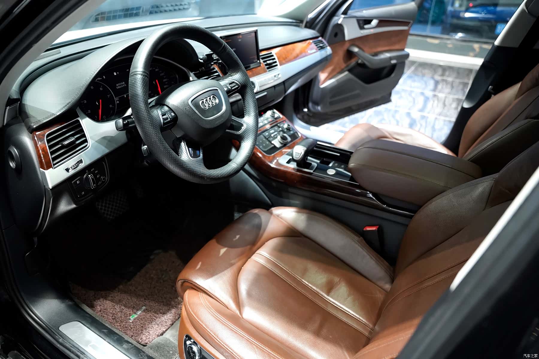 Audi A8L, 2014 10