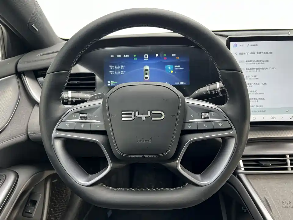 BYD Seal 07 DM-i