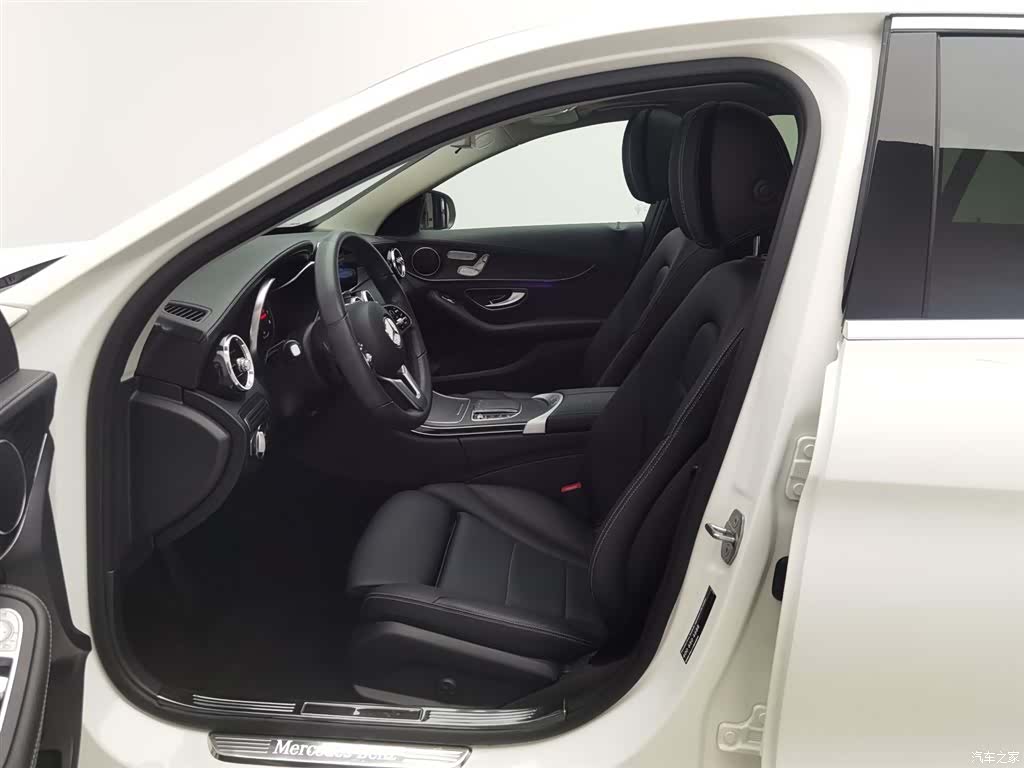 Mercedes-Benz C-Class, 2018 10