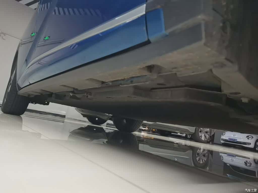 BYD Dolphin, 2022 21