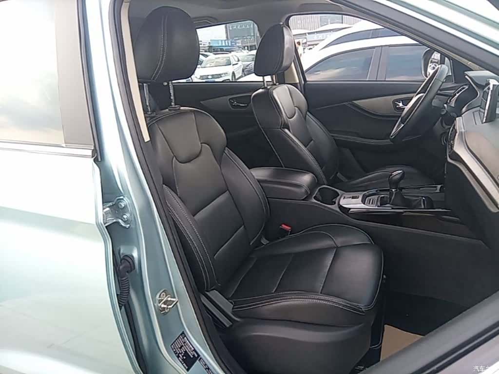DongFeng S560, 2018 25