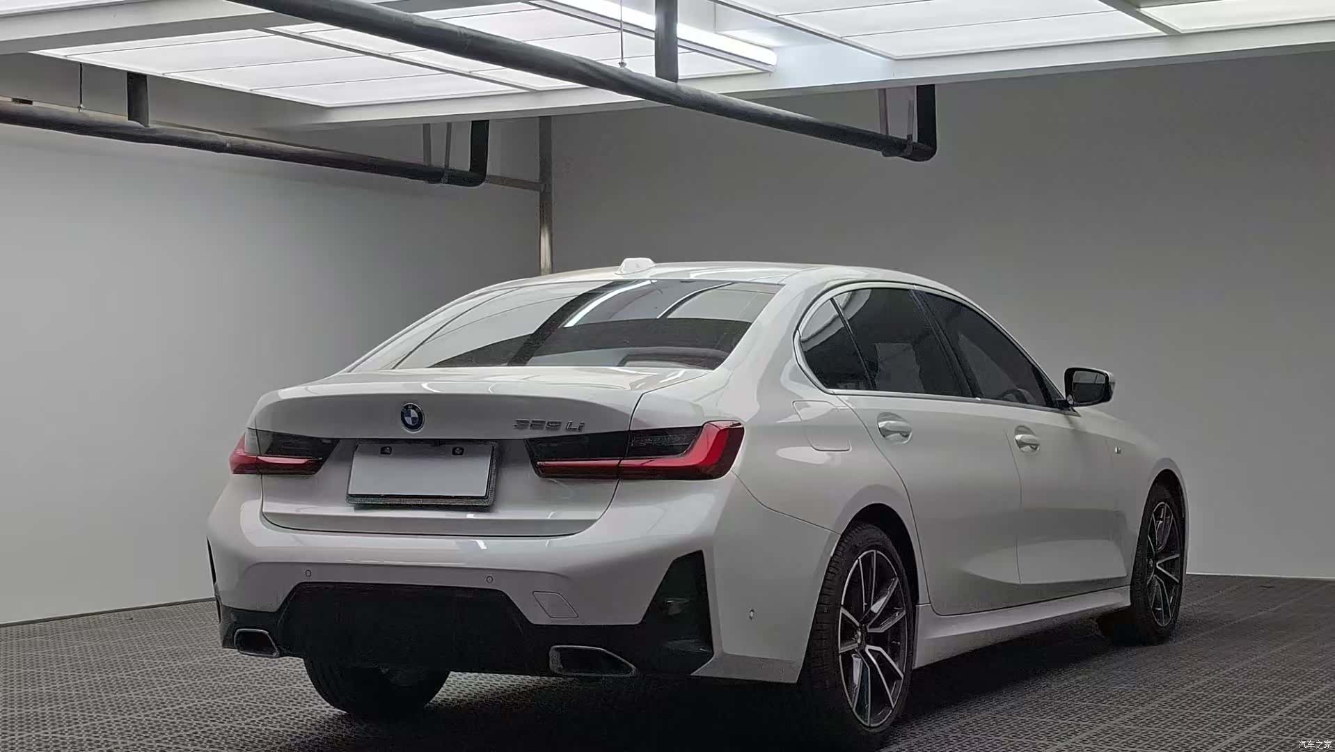 BMW 3 Series, 2024 10