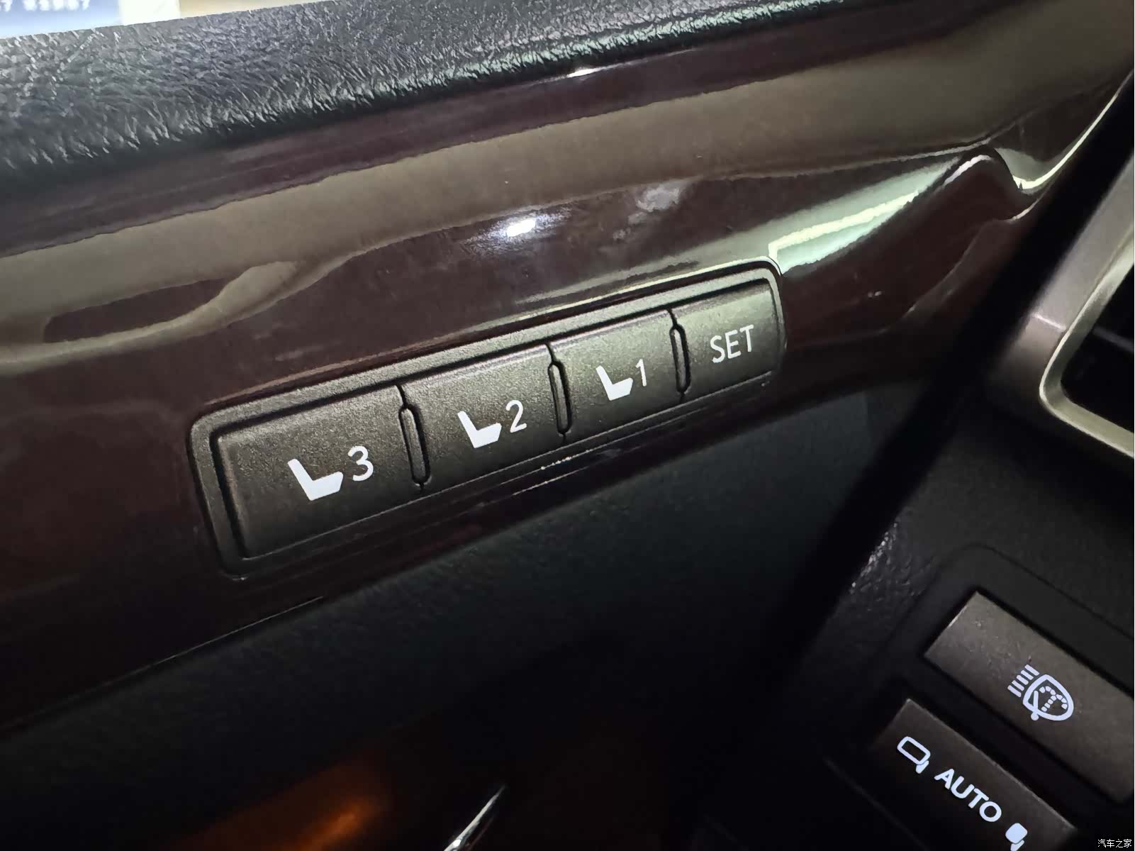 Lexus LX, 2016 15