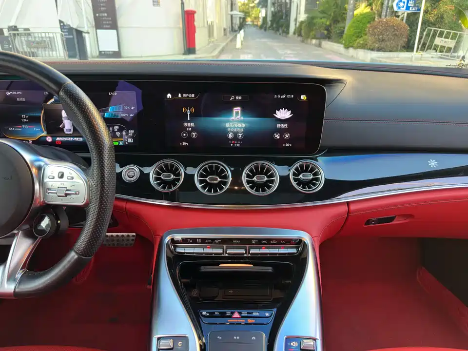 Mercedes-Benz AMG GT