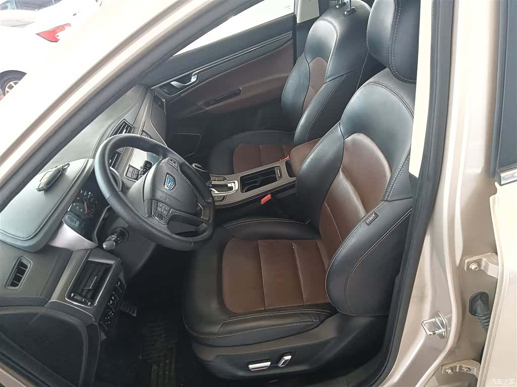Geely Emgrand, 2018 11