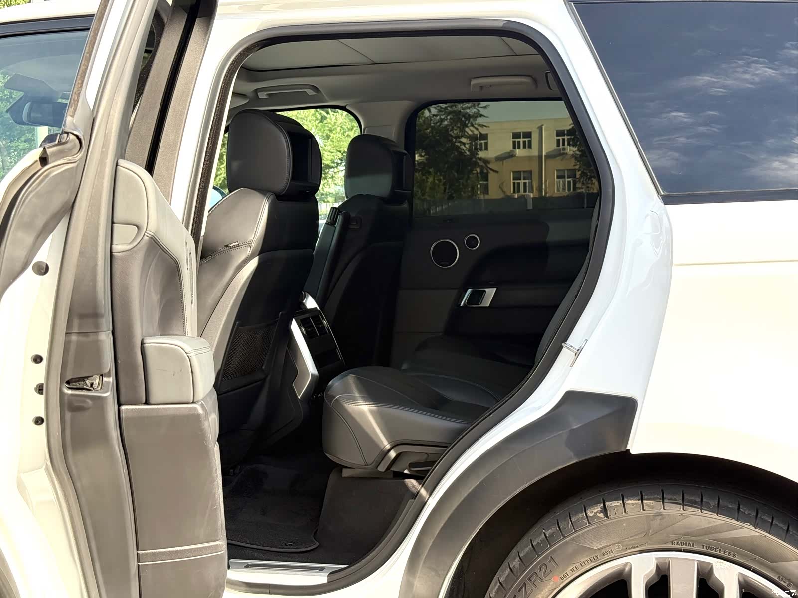 Land Rover Range Rover, 2015 11