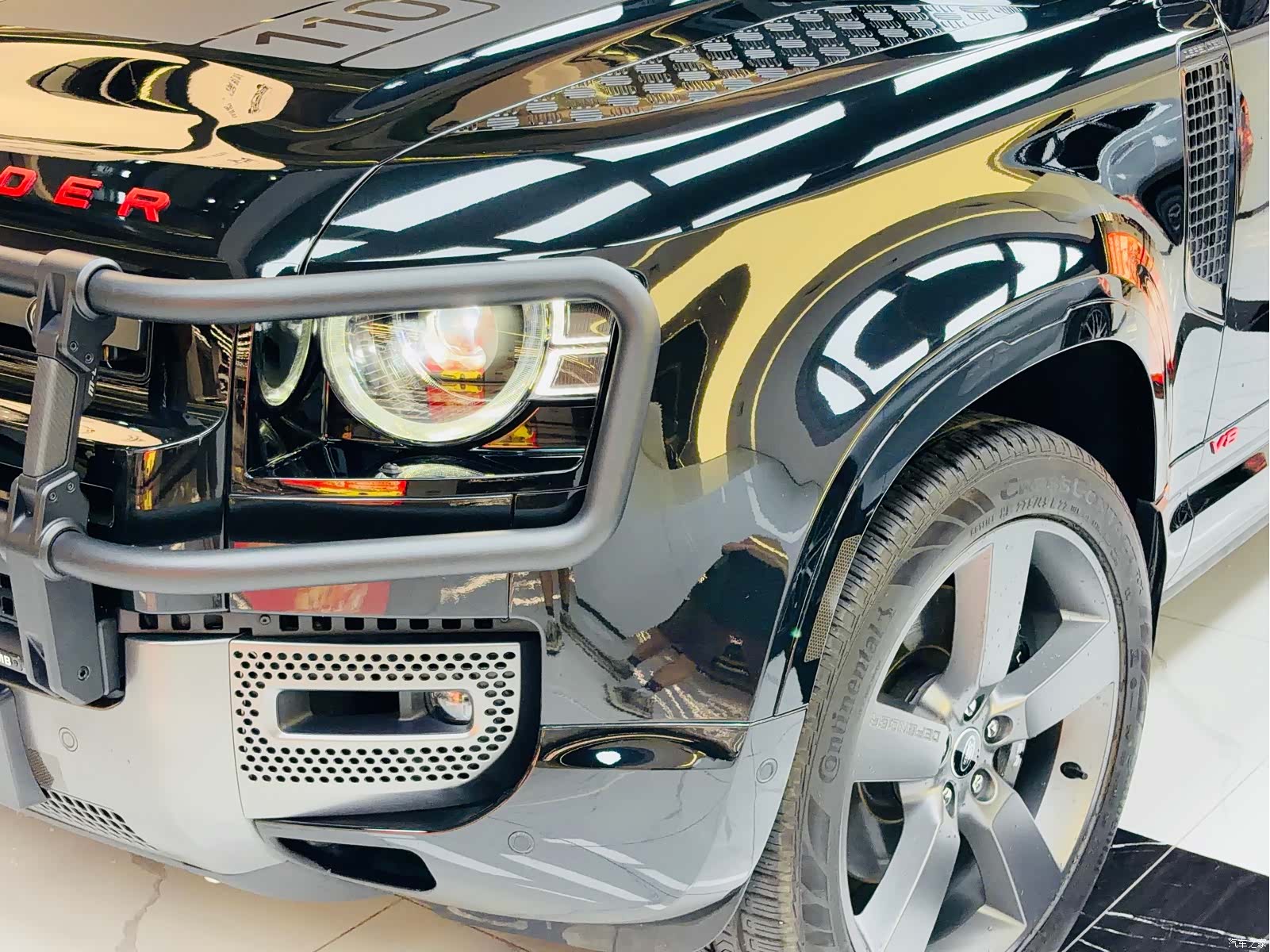 Land Rover Defender, 2023 23