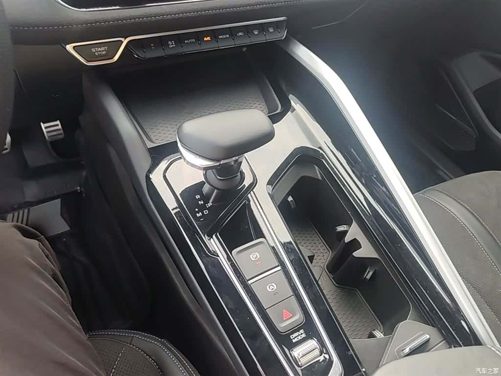Geely Preface, 2024 14