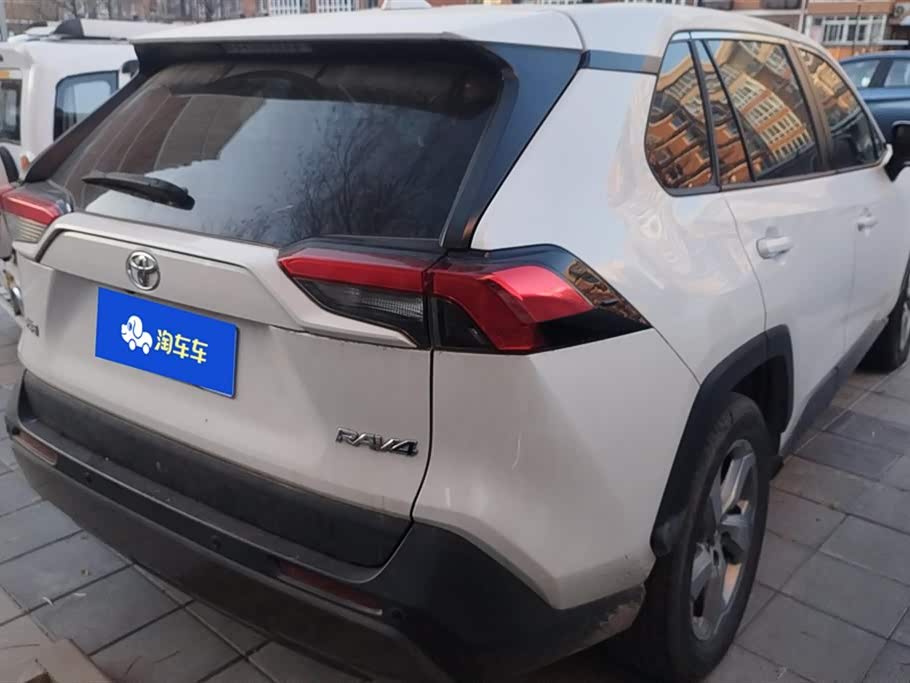 Toyota RAV4 Rongfang