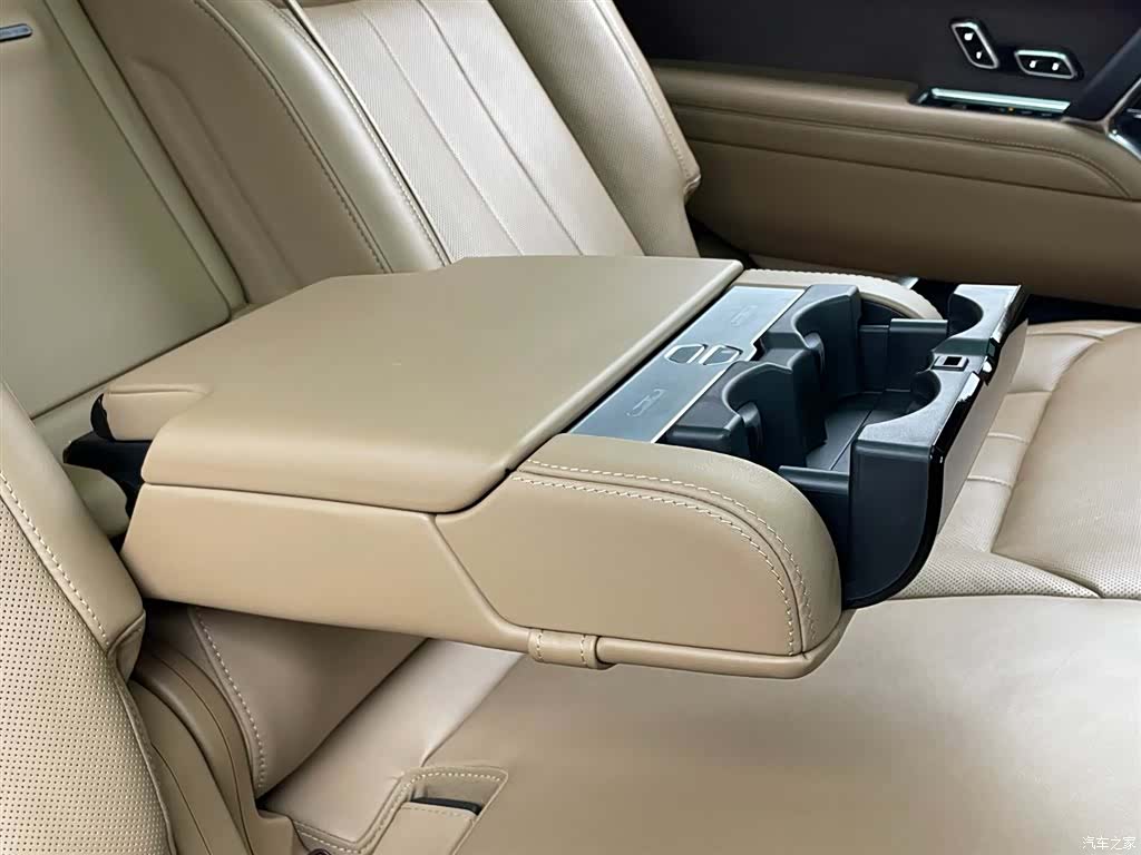 Land Rover Range Rover, 2023 31