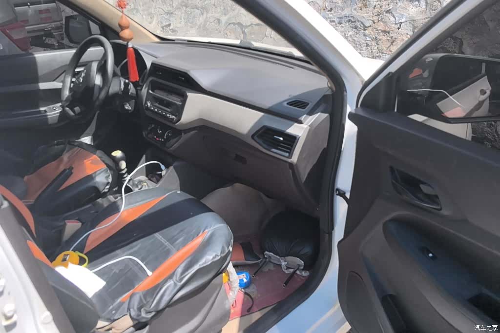 Wuling Hongguang, 2019 8