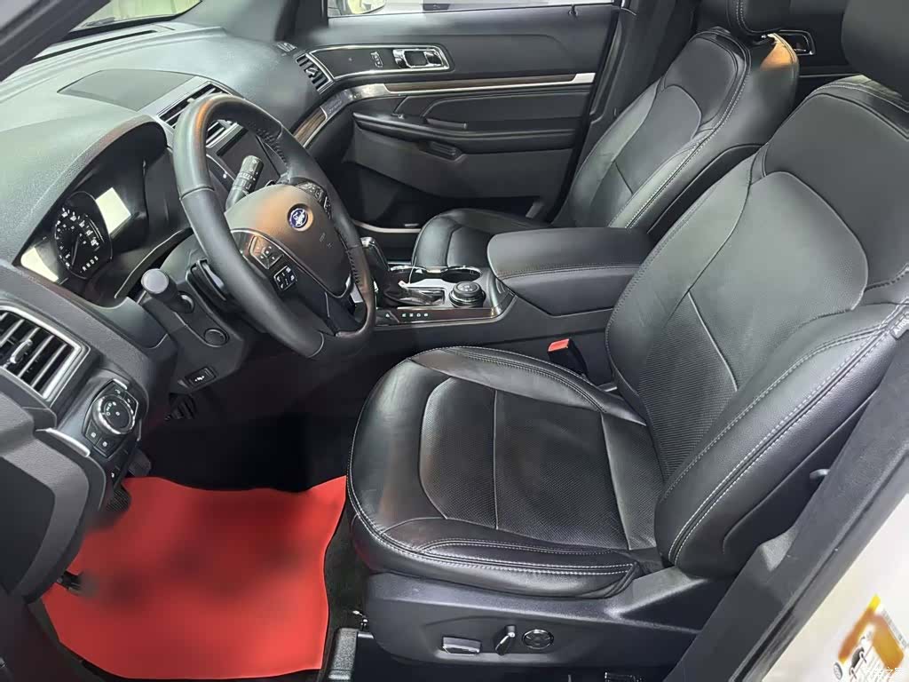 Ford Explorer, 2017 12