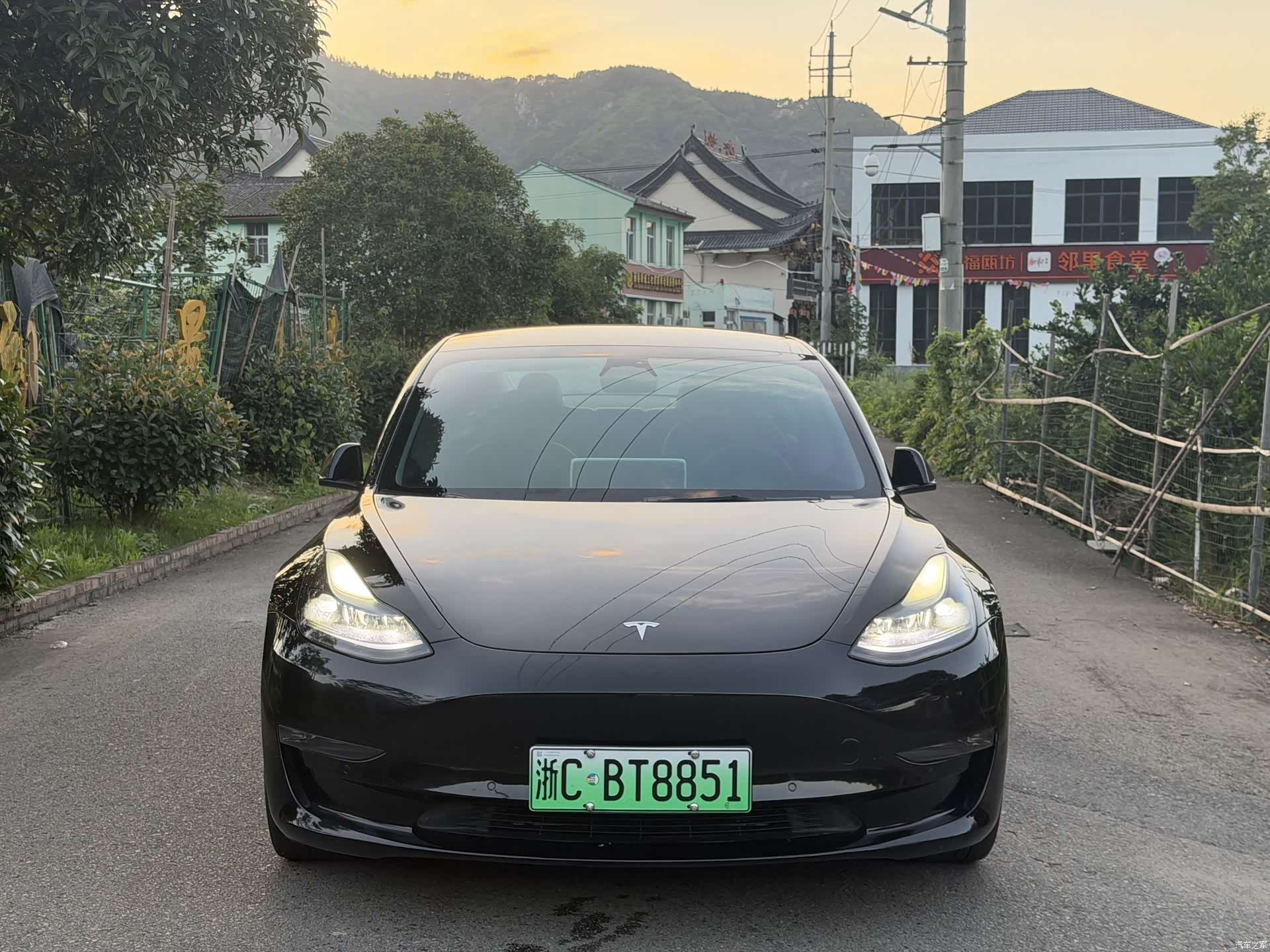 Tesla Model 3, 2022 2