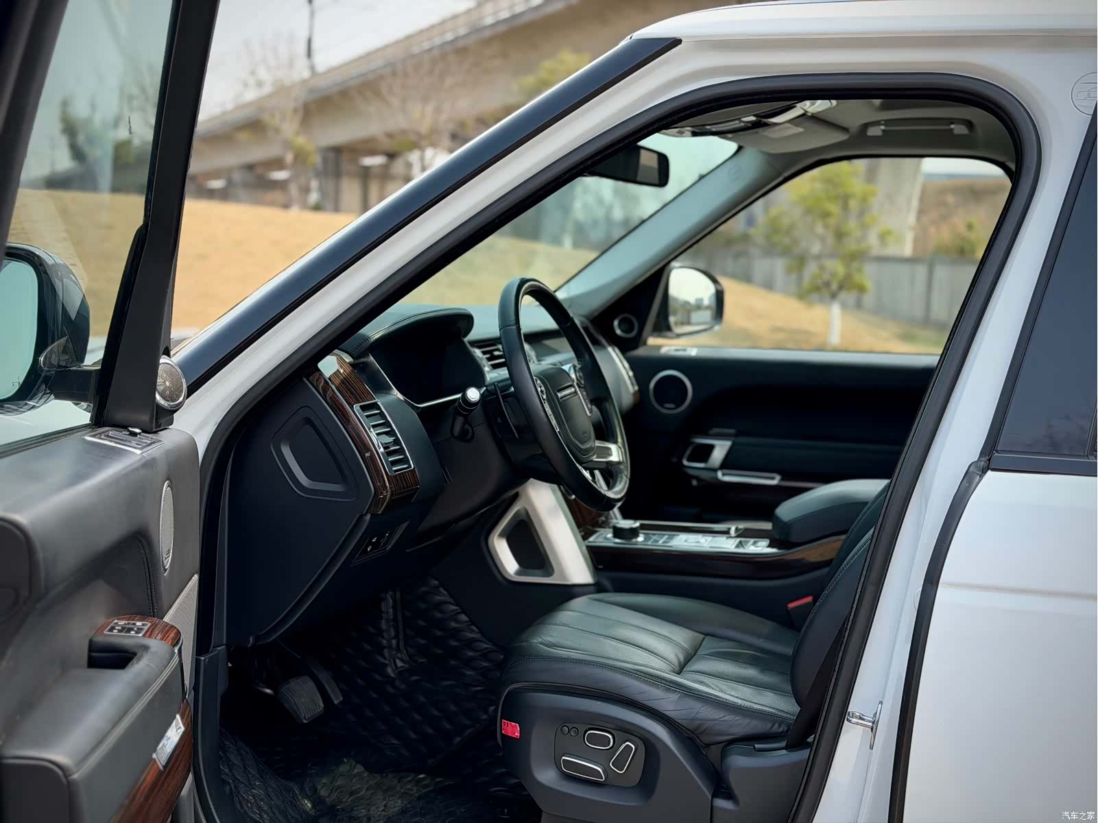 Land Rover Range Rover, 2015 8