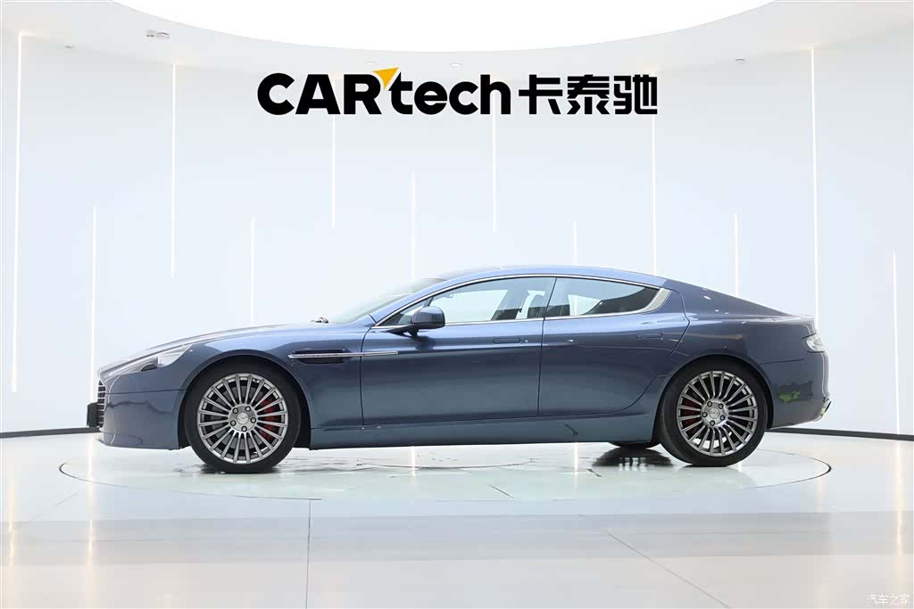 Aston Martin Rapide, 2013 7
