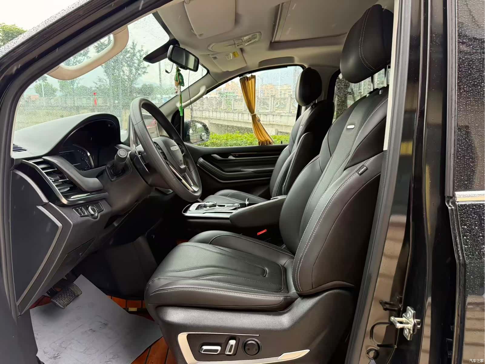 Maxus G20, 2022 4