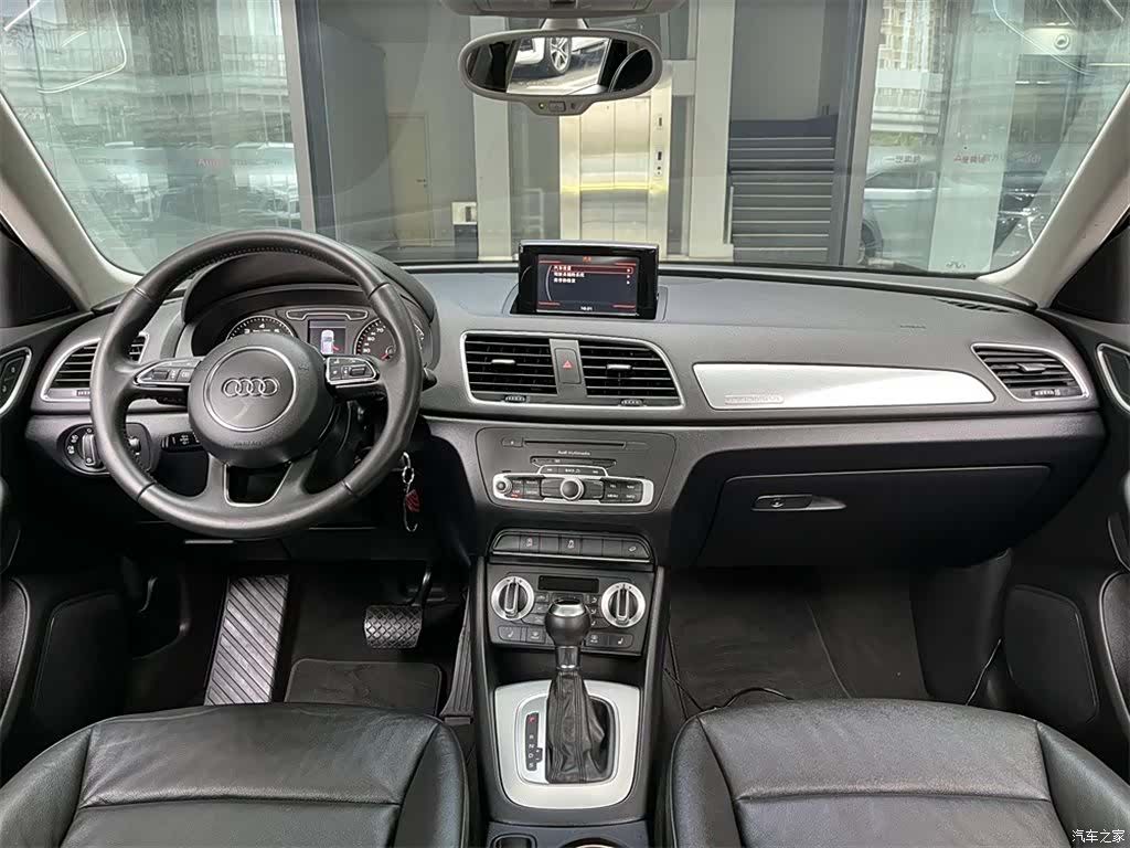 Audi Q3, 2013 6