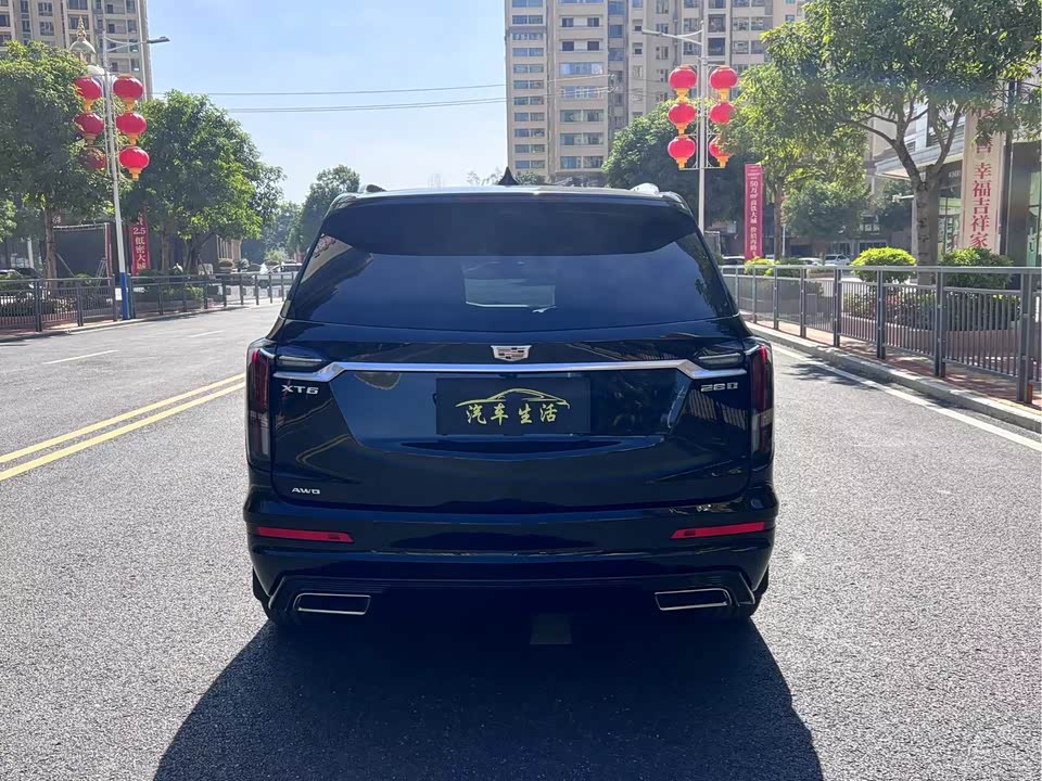 Cadillac XT6